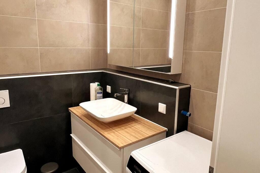 Lovely Flat Relax Near City Center Núremberg Exterior foto