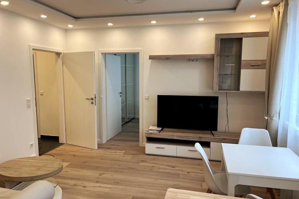 Lovely Flat Relax Near City Center Núremberg Exterior foto