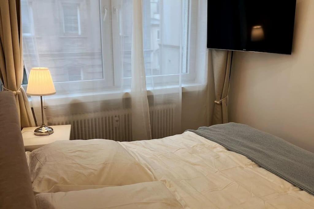 Lovely Flat Relax Near City Center Núremberg Exterior foto